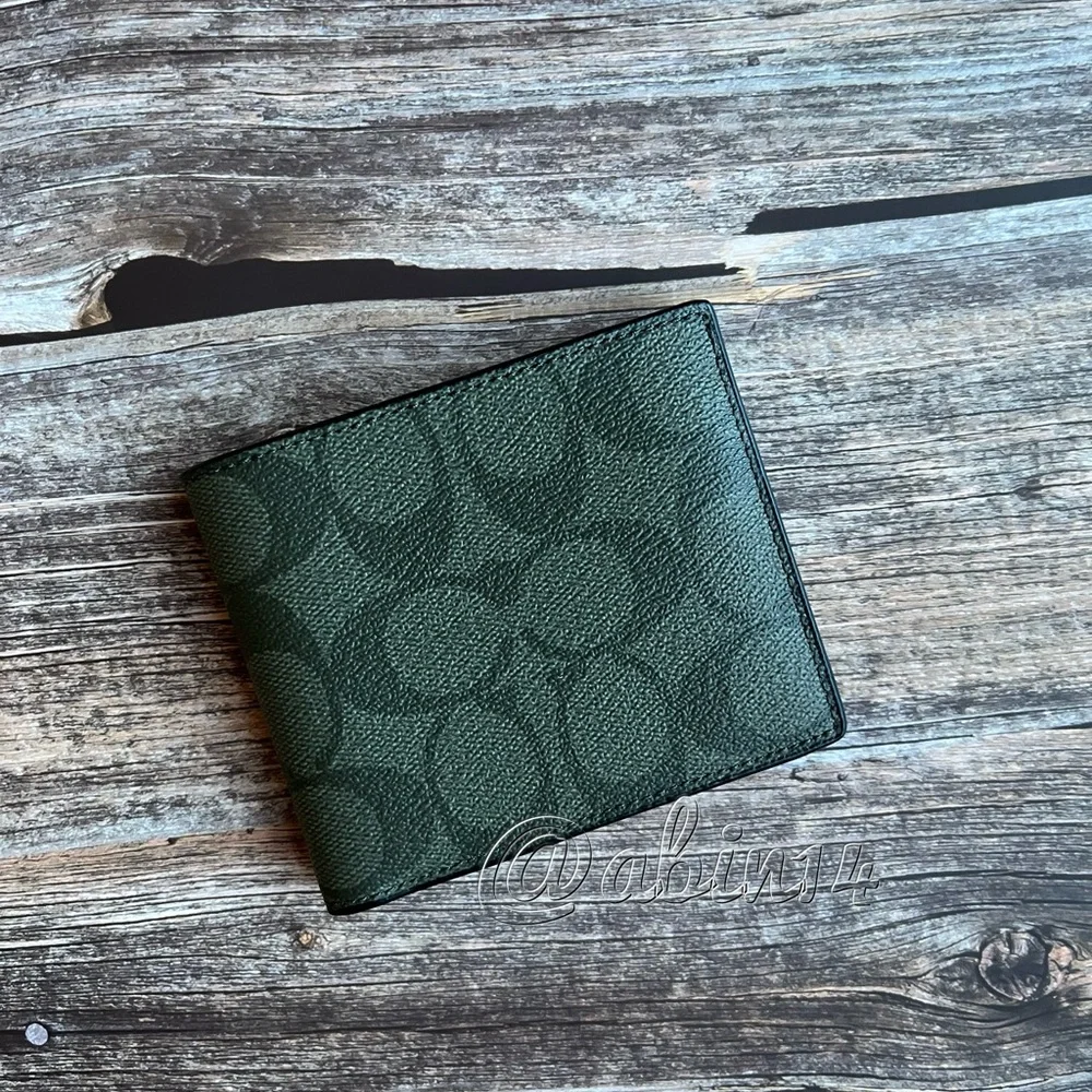 NWT Coach Signature Leather Canvas ID Billfold Wallet